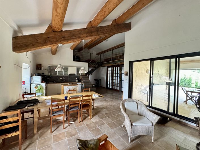 Image No.16-10 Bed House for sale