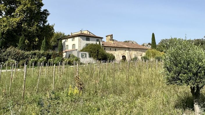 Image No.3-10 Bed House for sale