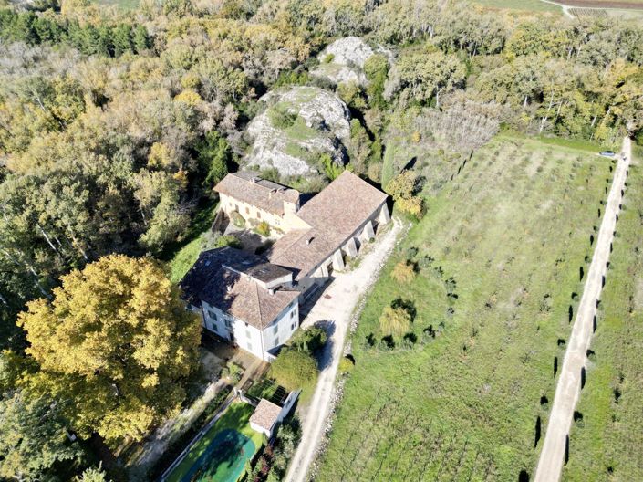 Image No.6-10 Bed House for sale