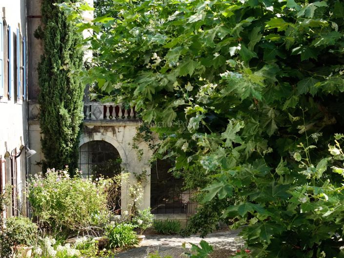 Image No.7-7 Bed House for sale