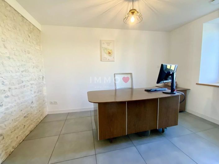 Image No.10-4 Bed House for sale