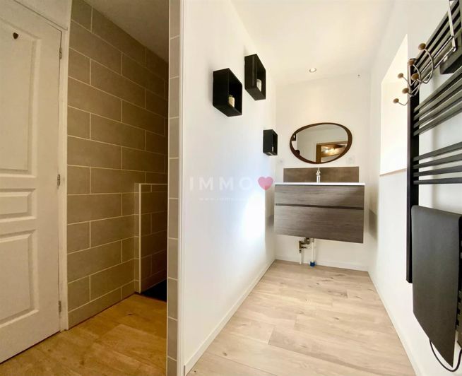 Image No.15-4 Bed House for sale