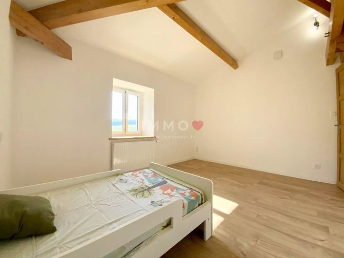 Image No.18-4 Bed House for sale