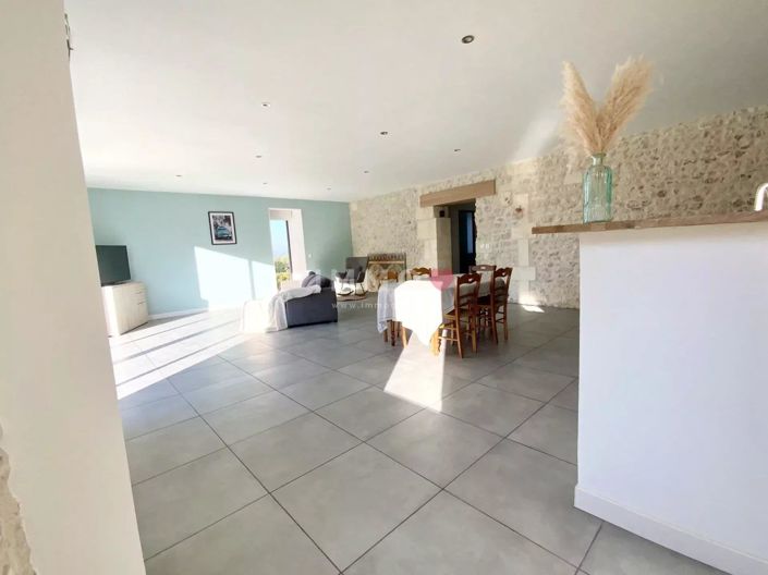 Image No.38-4 Bed House for sale