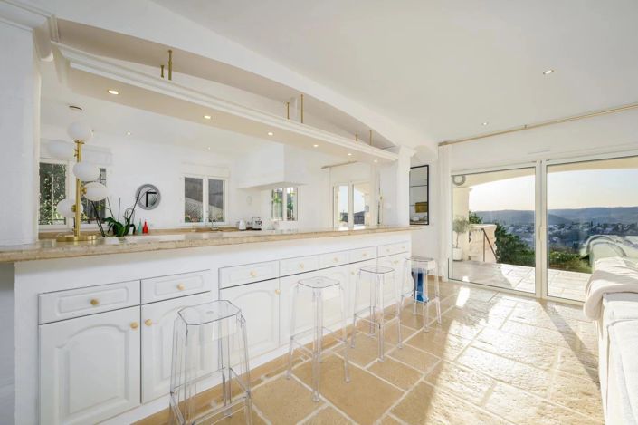 Image No.14-7 Bed House for sale