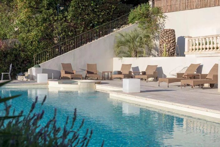 Image No.5-7 Bed House for sale