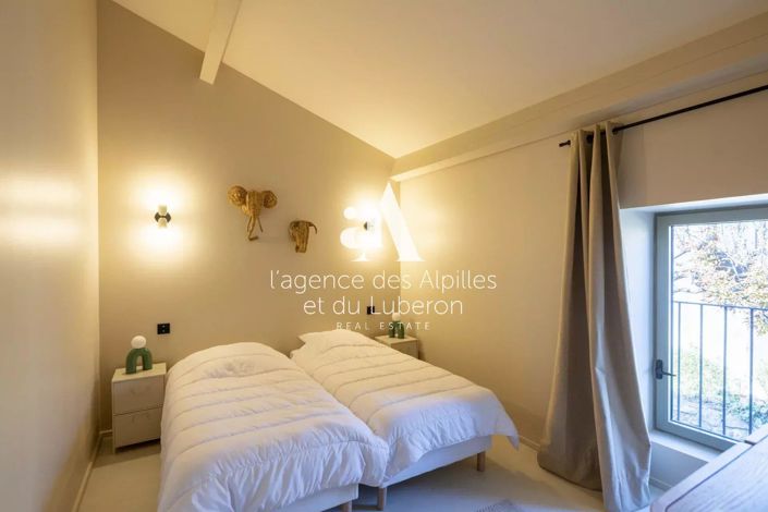 Image No.12-4 Bed House for sale