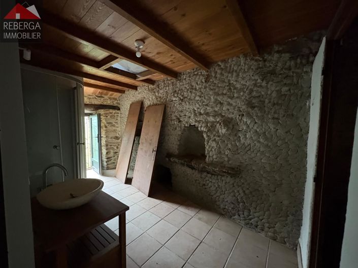 Image No.18-3 Bed House for sale