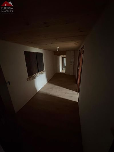 Image No.22-3 Bed House for sale