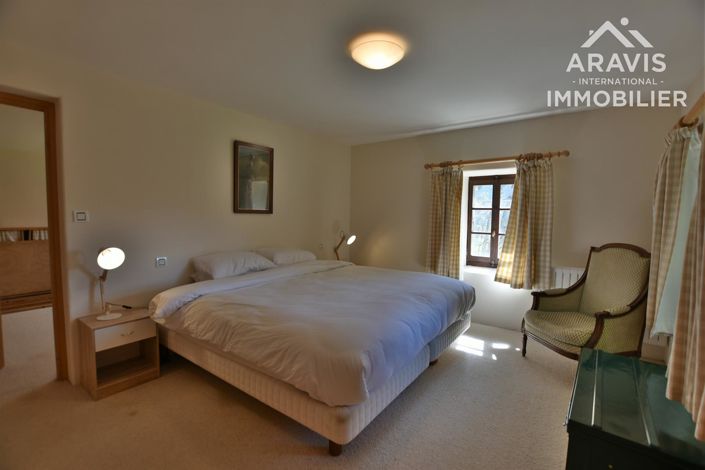 Image No.12-4 Bed House for sale