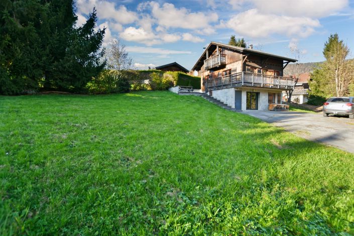 Image No.1-4 Bed House for sale