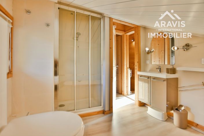 Image No.11-4 Bed House for sale