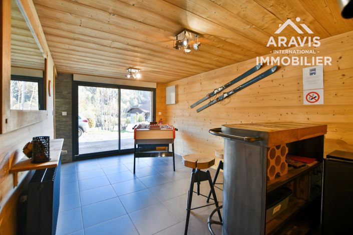 Image No.14-4 Bed House for sale