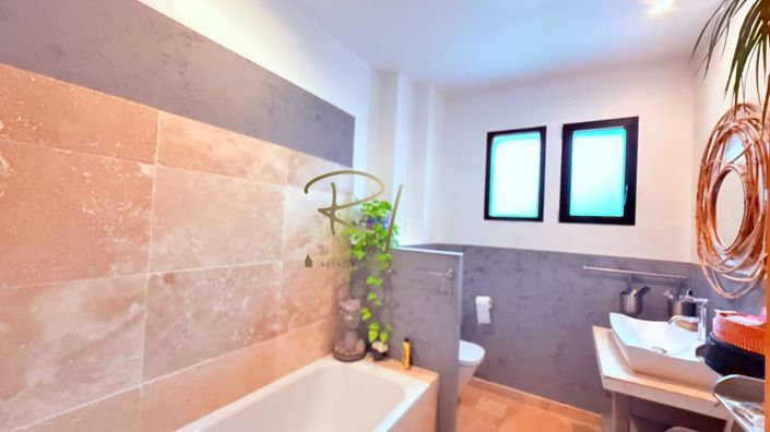 Image No.7-Maison de 4 chambres à vendre à Barjac