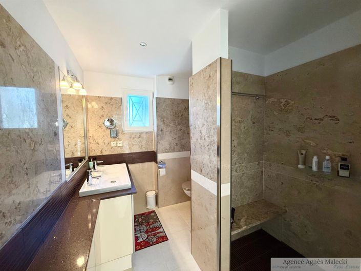 Image No.8-4 Bed Apartment for sale