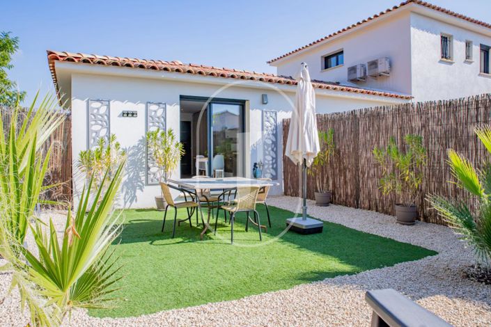 Image No.12-6 Bed House for sale