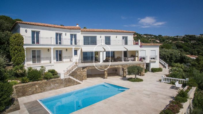 Image No.2-Maison de 7 chambres à vendre à Sainte-Maxime