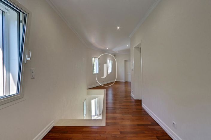 Image No.39-Maison de 7 chambres à vendre à Sainte-Maxime