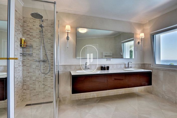 Image No.43-Maison de 7 chambres à vendre à Sainte-Maxime