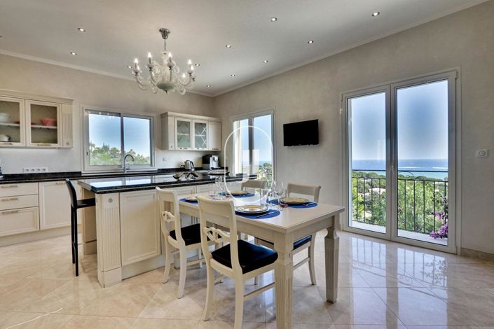 Image No.6-7 Bed House for sale