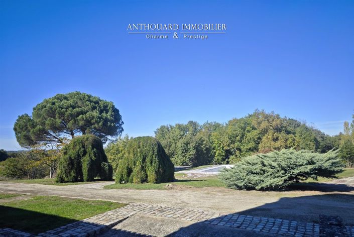 Image No.15-6 Bed House for sale