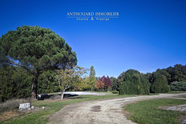 Image No.20-6 Bed House for sale