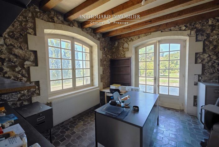 Image No.22-6 Bed House for sale