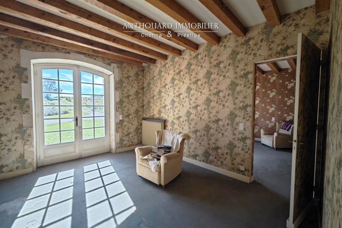 Image No.29-6 Bed House for sale