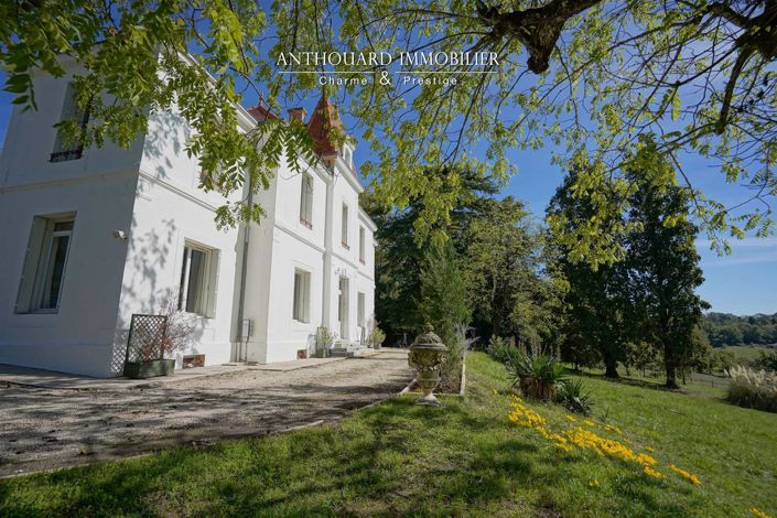 Image No.15-4 Bed Property for sale