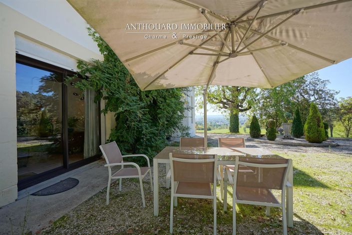 Image No.19-4 Bed Property for sale