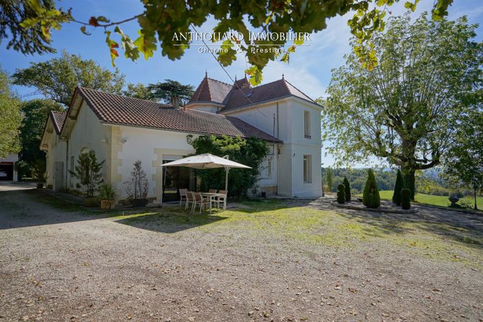 Image No.20-4 Bed Property for sale