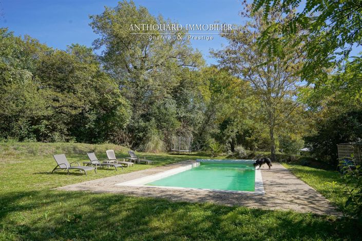 Image No.21-4 Bed Property for sale