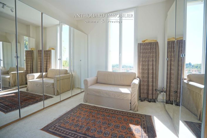 Image No.39-4 Bed Property for sale