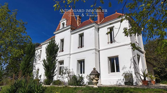 Image No.8-4 Bed Property for sale