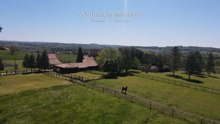 Image No.11-6 Bed Property for sale