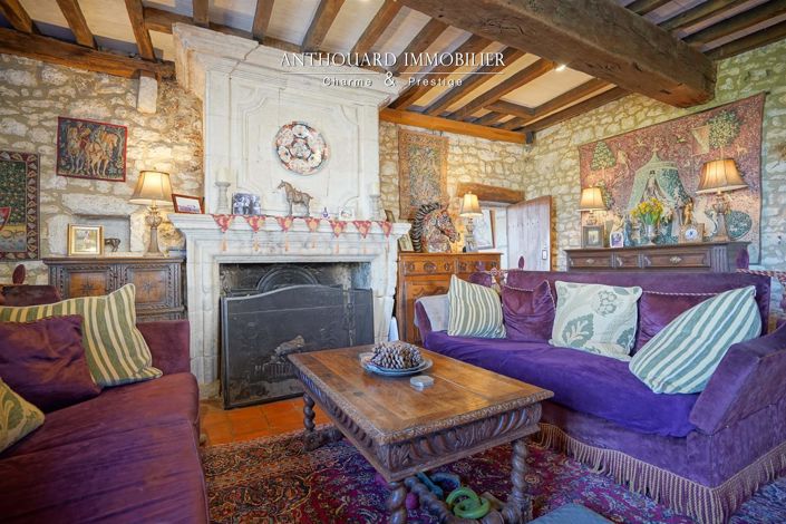 Image No.33-6 Bed Property for sale