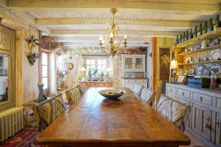 Image No.38-6 Bed Property for sale