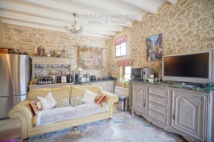 Image No.43-6 Bed Property for sale