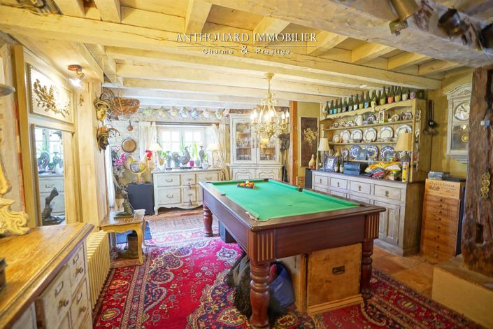 Image No.44-6 Bed Property for sale