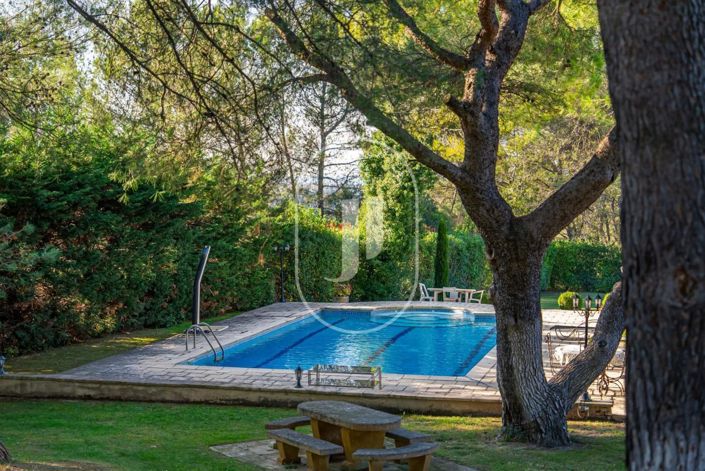 Image No.14-4 Bed House for sale