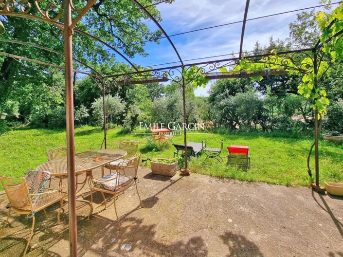 Image No.10-5 Bed House for sale