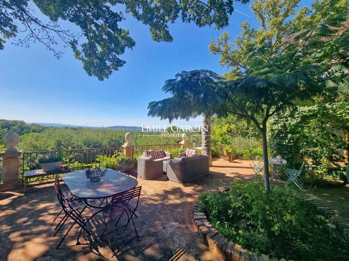 Image No.2-5 Bed House for sale