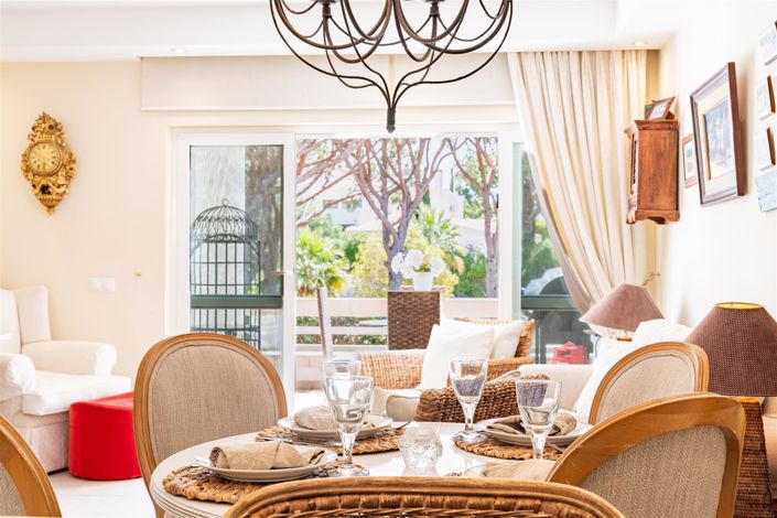 Image No.20-2 Bed House for sale