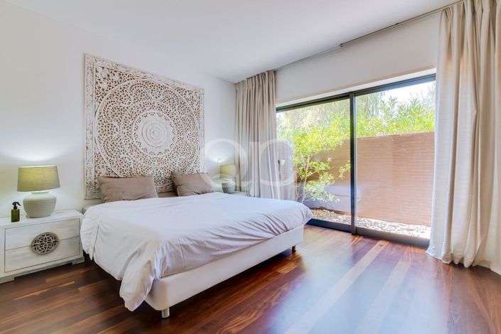 Image No.4-1 Bed House for sale