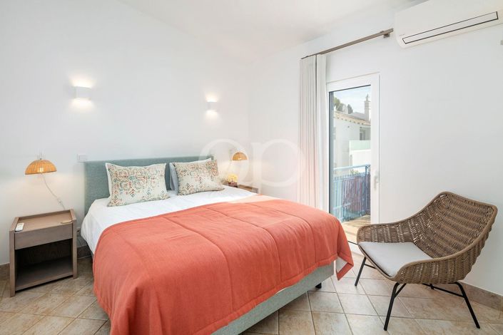 Image No.4-3 Bed House for sale