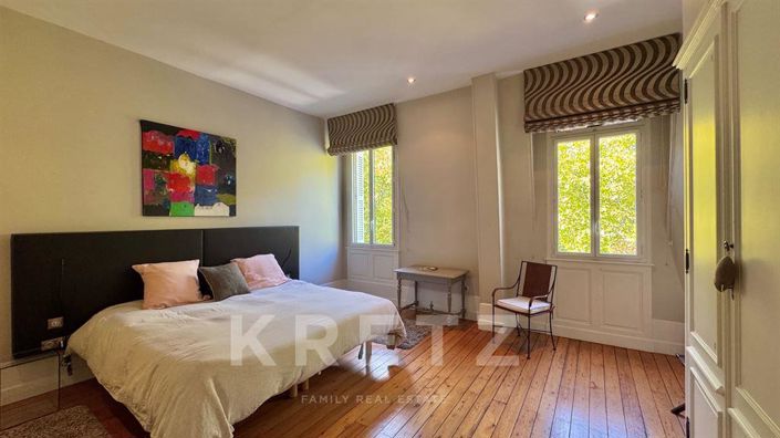 Image No.13-7 Bed House for sale