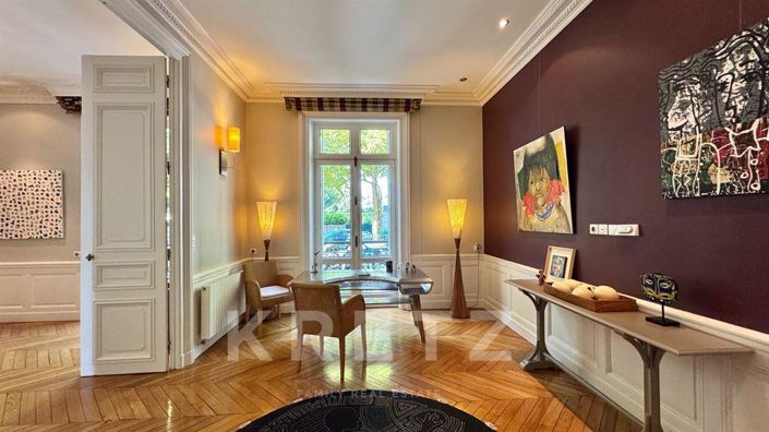 Image No.7-7 Bed House for sale