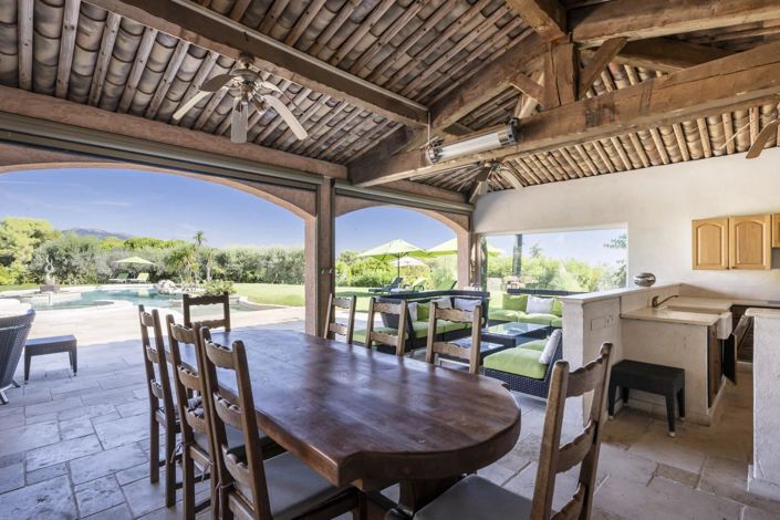 Image No.31-6 Bed House for sale