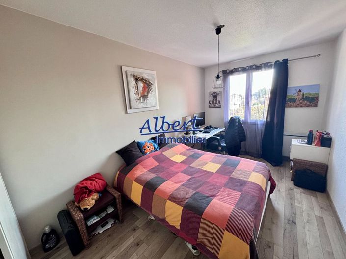 Image No.10-3 Bed Apartment for sale