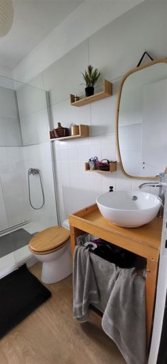 Image No.15-3 Bed House for sale